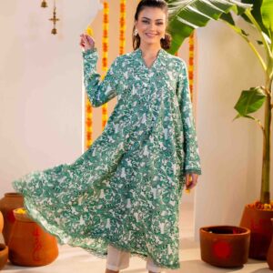 Stunning Ethereal Sriwali Green Paisley Kurta Set Amirá